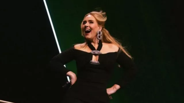 Patah Hati Jadi Inspirasi Adele Ciptakan Lagu Hit - GenPI.co Patah Hati Jadi Inspirasi Adele Ciptakan Lagu Hit - GenPI.co