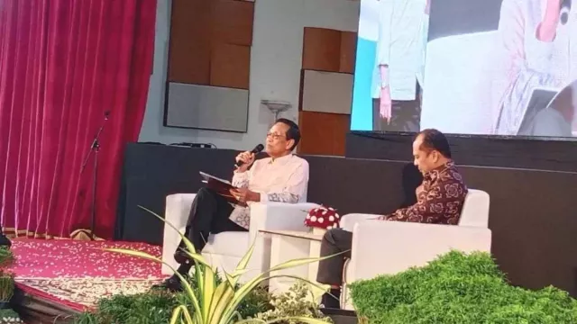 Sultan HB X Minta Pejabat Dengar Generasi Muda, Reformasi 1998 Disinggung - GenPI.co Sultan HB X Minta Pejabat Dengar Generasi Muda, Reformasi 1998 Disinggung - GenPI.co