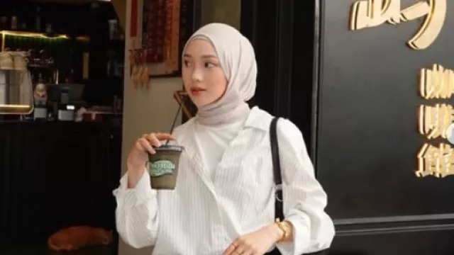 Selingkuhi Na Daehoon, Jule Berharap Tetap Dipercaya - GenPI.co