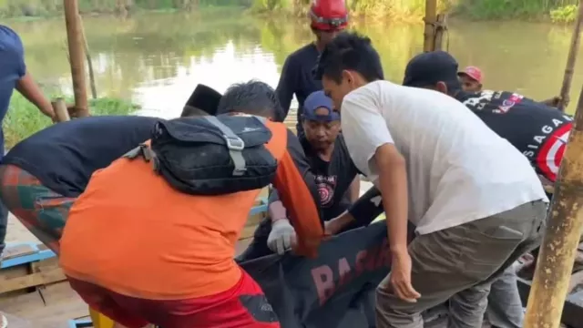Main di Sungai, 2 Anak di Pandeglang Tewas Terbawa Arus - GenPI.co Main di Sungai, 2 Anak di Pandeglang Tewas Terbawa Arus - GenPI.co