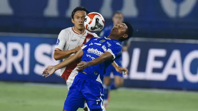 Klasemen Super League 2025/26: Hajar Persis Solo, Persib Bandung Masuk 5 Besar - GenPI.co Klasemen Super League 2025/26: Hajar Persis Solo, Persib Bandung Masuk 5 Besar - GenPI.co