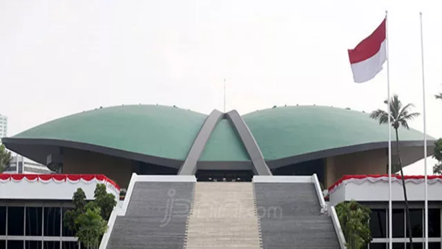 MKD DPR RI Didesak Segera Berhentikan Ahmad Sahroni Cs - GenPI.co MKD DPR RI Didesak Segera Berhentikan Ahmad Sahroni Cs - GenPI.co