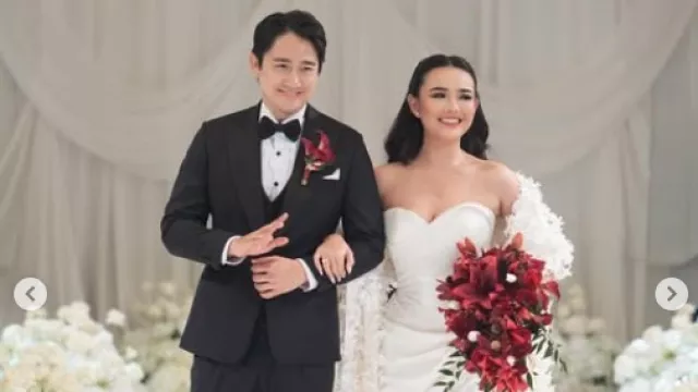 Amanda Manopo Bebaskan Kenny Austin Syuting dan Berbisnis - GenPI.co Amanda Manopo Bebaskan Kenny Austin Syuting dan Berbisnis - GenPI.co