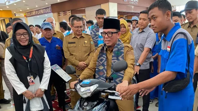 Kasus Korupsi DPUPR OKU Melebar, KPK Panggil Bupati dan Ketua DPRD hingga ASN - GenPI.co Kasus Korupsi DPUPR OKU Melebar, KPK Panggil Bupati dan Ketua DPRD hingga ASN - GenPI.co
