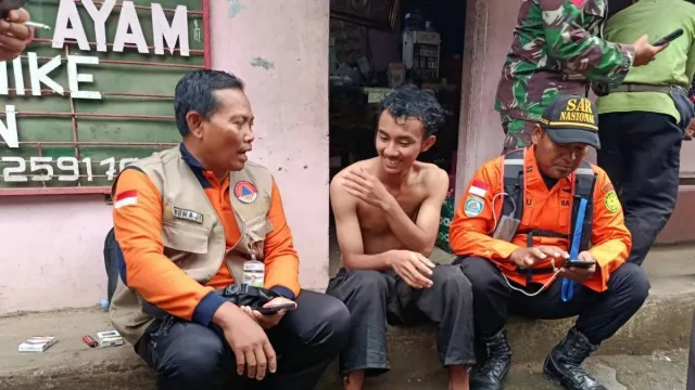 Sempat Kirim Pesan Minta Tolong, Pendaki Diselamatkan Setelah Jatuh di Jurang Muria - GenPI.co