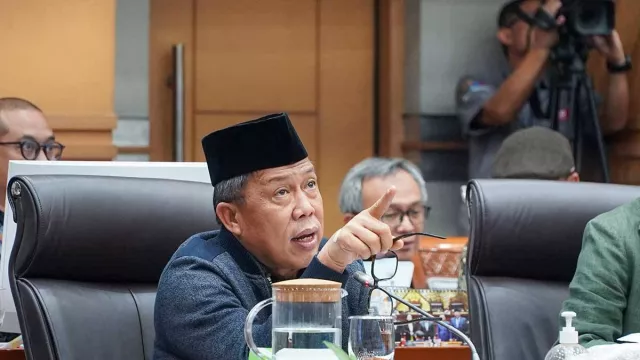 PDIP Kecewa Biaya Haji 2026 Hanya Turun Rp1 Juta, Isu Bancakan Disinggung - GenPI.co PDIP Kecewa Biaya Haji 2026 Hanya Turun Rp1 Juta, Isu Bancakan Disinggung - GenPI.co