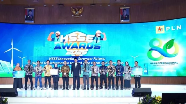 Jaga Kelestarian Alam, PLN UIP JBT Sabet Penghargaan Kinerja Lingkungan Terbaik - GenPI.co Jaga Kelestarian Alam, PLN UIP JBT Sabet Penghargaan Kinerja Lingkungan Terbaik - GenPI.co