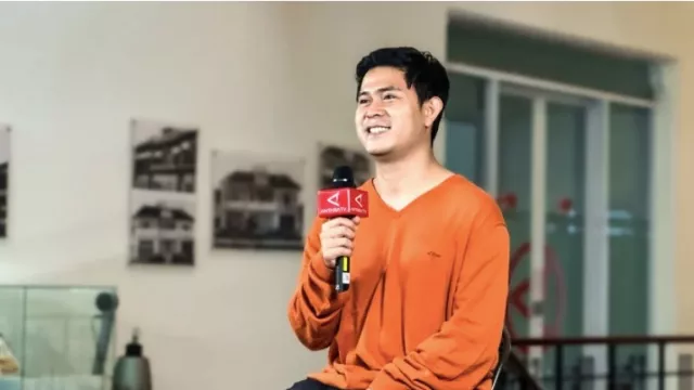 Cakra Khan Selalu Selesaikan Royalti Lagu Sebelum Naik Panggung - GenPI.co Cakra Khan Selalu Selesaikan Royalti Lagu Sebelum Naik Panggung - GenPI.co