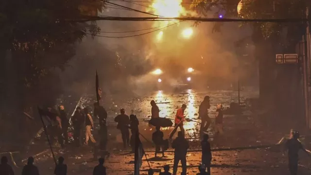 2 Kerangka Ditemukan Hangus Terbakar di Kwitang, Polisi Tunggu Hasil Forensik - GenPI.co 2 Kerangka Ditemukan Hangus Terbakar di Kwitang, Polisi Tunggu Hasil Forensik - GenPI.co