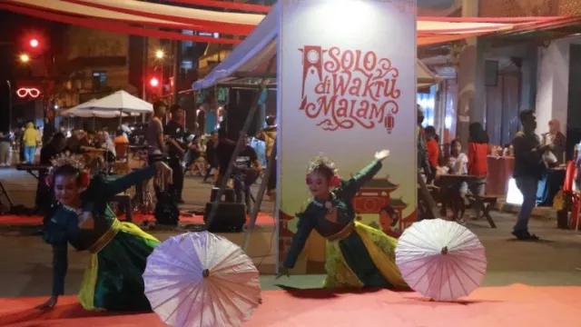 Solo di Waktu Malam, Memadukan Kuliner dan Seni Pertunjukan di Koridor Ketandan Pasar Gede - GenPI.co
