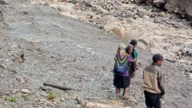 Warga Masih Mencari 15 Orang Hilang Terseret Banjir di Sungai Panpan Nduga - GenPI.co