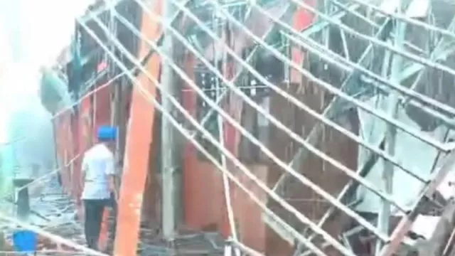 Gedung SMKN 1 Gunung Putri Ambruk Lukai 44 Siswa, Camat Sebut Bangunan Lama - GenPI.co