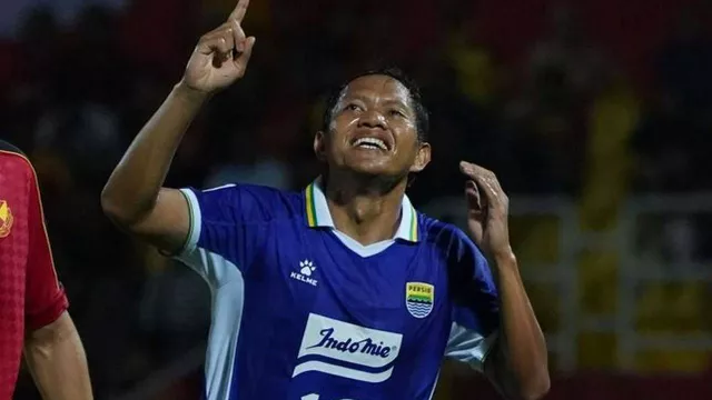  Hasil Kerja Keras Tim - GenPI.co