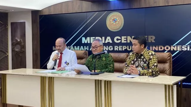 Hakim Diteror Telepon Sebelum Rumahnya Terbakar, Tangani Kasus Korupsi Jalan di Sumut - GenPI.co