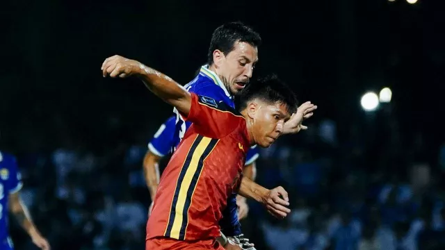 Persib Bandung Menang Dramatis, Suporter Selangor FC Mengamuk - GenPI.co