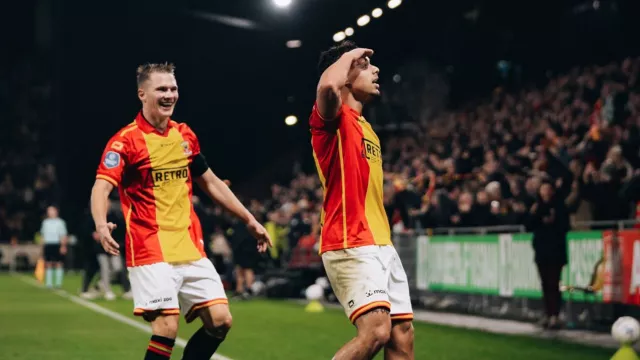Go Ahead Eagles bunkum Feyenoord, Dean James Cetak Gol Solo Run - GenPI.co