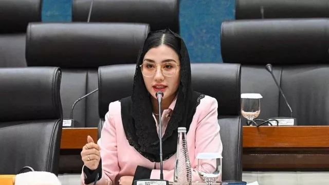 Komisi VII DPR RI Soroti CSR Perusahaan Air Minum, Disebut Hanya Seremonial - GenPI.co