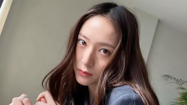 Krystal Jung Segera Luncurkan Album Baru, Fans Bisa Nonton Sesi Rekaman - GenPI.co