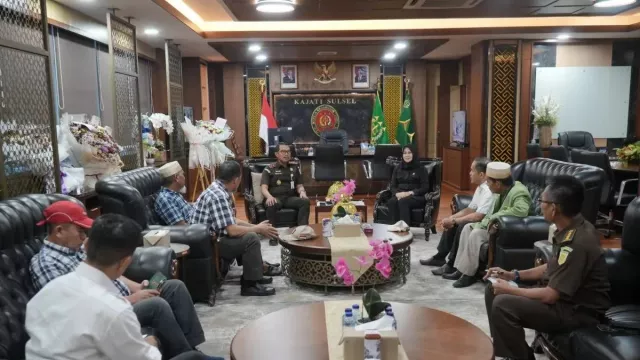 2 Guru di Luwu Utara Sempat Divonis Bersalah karena Iuran Rp20.000 Gaji Honorer - GenPI.co