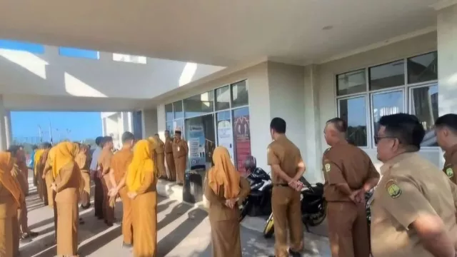 Pemkot Tanjungpinang Pecat 2 ASN Terlibat Narkoba dan Sanksi 6 Pegawai - GenPI.co