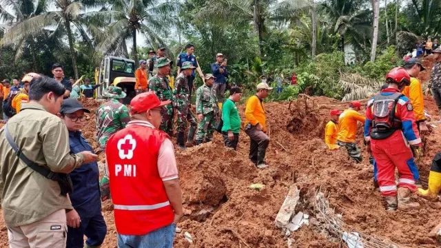 Pencarian 20 Korban Longsor di Cilacap Berlanjut, 3 Warga Meninggal - GenPI.co
