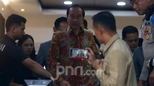 Ahmad Ali Tak Risau Cap Jokowi Cawe-cawe di PSI, Pernyataan Prabowo Disinggung - GenPI.co