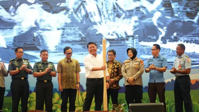 Anugerah Pesona Desa Wisata 2025, Gubernur Herman Deru Dorong Pelestarian Kearifan Lokal - GenPI.co