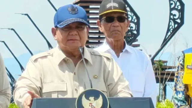 Prabowo Subianto Pangling Bertemu Sultan HB X, Dikira Kapten Pasukan Khusus - GenPI.co