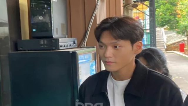 Ada Masalah Berat, Na Daehoon Mantap Cerai dari Jule - GenPI.co