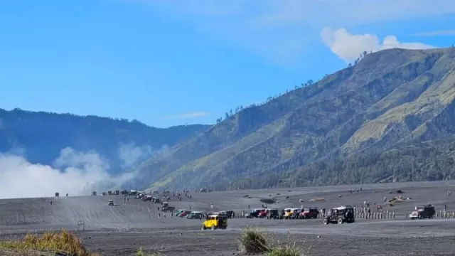 Kaldera Tengger Bromo Ditutup saat Wulan Kapitu 18–19 Desember 2025 - GenPI.co