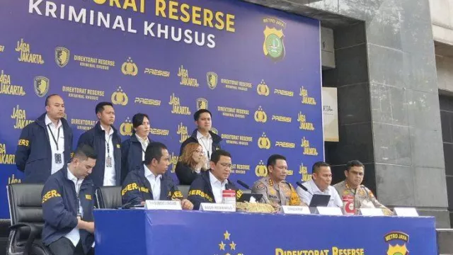 Modus Thrifting Ilegal Terbongkar, 439 Bal Baju Bekas Impor Senilai Rp4,2 M Disita - GenPI.co