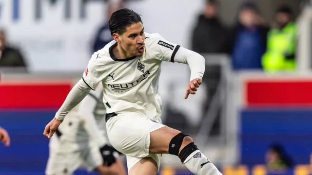 Monchengladbach Bantai Heidenheim, Kevin Diks Puji Solidaritas Tim - GenPI.co