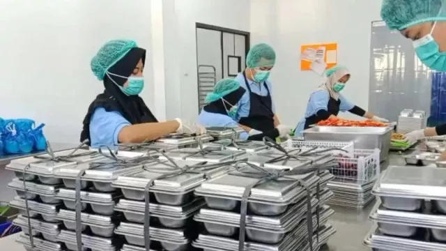 Distribusi MBG di Babel Pakai Kendaraan Terbuka, Menu Tidak Dievaluasi Berkala - GenPI.co