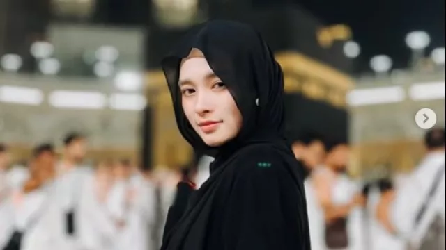 Manajer Sebut Emosio Inara Rusli Belum Stabil soal Isu Selingkuh - GenPI.co