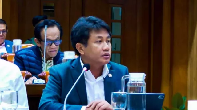 DPR RI Soroti 4,1 Juta Anak Tak Sekolah, Masa Depan Bangsa Disebut Terancam - GenPI.co