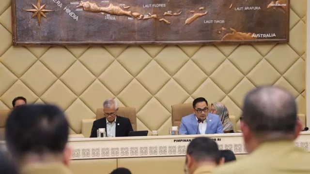 Komisi II DPR RI Sebut Penyebab Honorer Gagal PPPK Karena Daerah Lambat - GenPI.co