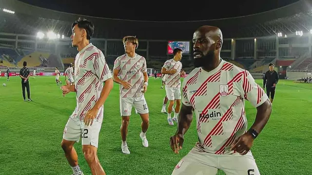 Fuad Sule dan Kastaneer Siap Dimainkan, Persis Solo Bertekad Lumat PSM Makassar - GenPI.co