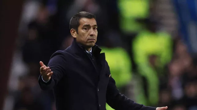 Belum Ada Kontak dengan PSSI, Masa Depan Van Bronckhorst Masih Tanda Tanya - GenPI.co