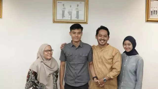 Isu Viral Tumbler Hilang, KAI Pastikan Petugas Stasiun Rangkasbitung Tak Dipecat - GenPI.co