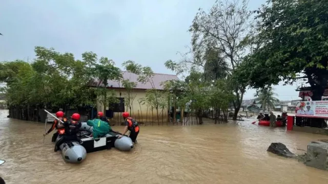 Evakuasi Banjir Aceh Terkendala Akses Terputus, Listrik Padam, dan Komunikasi Down - GenPI.co
