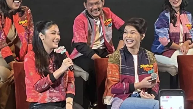 Syuting Film Bareng Bunda Corla, Naysilla Mirdad Ngakak - GenPI.co