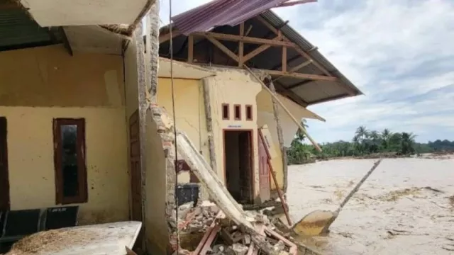 Rumah Guru dan Siswa Terendam, Aceh Barat Liburkan Aktivitas Sekolah - GenPI.co