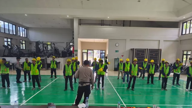 Investasi SDM Lokal, PLN Siapkan Tenaga Bersertifikat untuk Pembangunan PLTA UCPS - GenPI.co