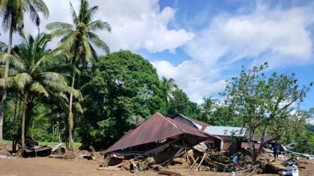 Kerugian Bencana di Agam Capai Rp517 Miliar, 1.059 Rumah dan Ratusan Sekolah Rusak - GenPI.co