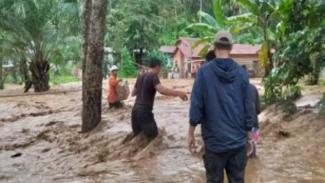 Korban Hilang di Sumut Jadi 205 Orang, Tapanuli Tengah Paling Banyak - GenPI.co