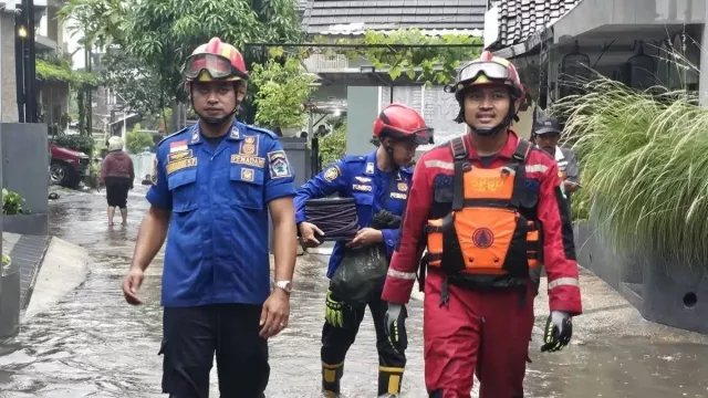 Bozem Meluap dan Sedimen Sampah Bikin Malang Banjir - GenPI.co