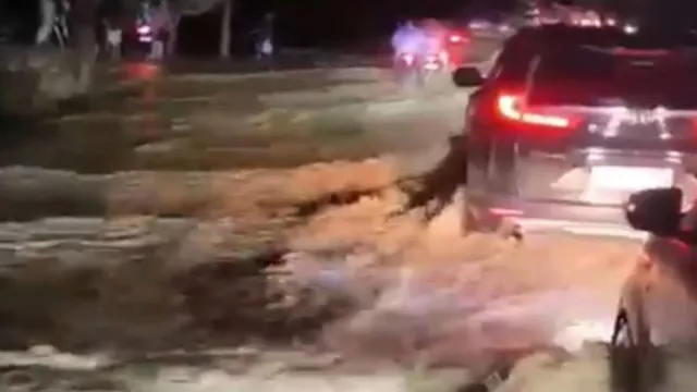 Banjir Landa Jalur Utama Pidie Jaya–Bireuen Aceh, Warga Diminta Tunda Perjalanan - GenPI.co