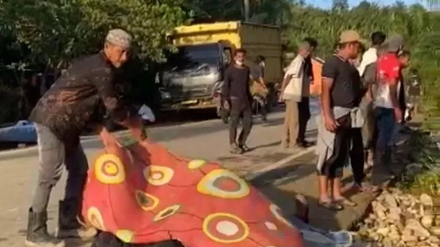 Antar Air Bersih untuk Korban Banjir, 2 Relawan Tewas dan 5 Luka-Luka di Aceh Timur - GenPI.co