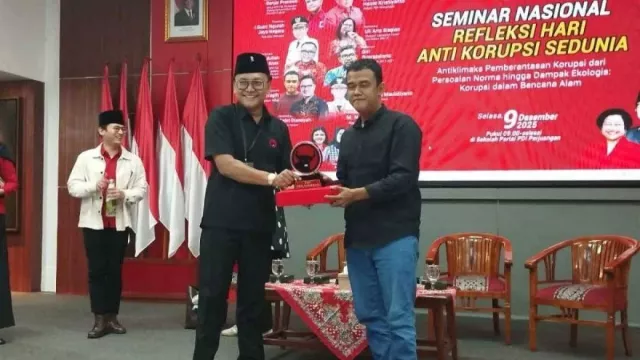 PDIP Ogah Cawe-cawe Usulan Koalisi Permanen Bahlil Lahadalia - GenPI.co