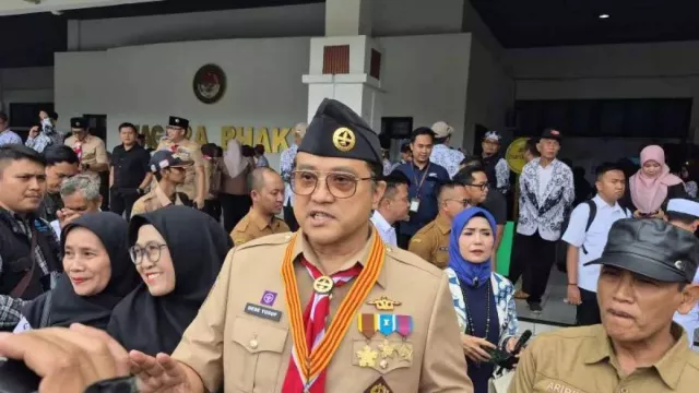 Komisi II DPR RI Dorong Pemerintah Beri Gaji PPPK Lebih Baik Dibanding saat Honorer - GenPI.co